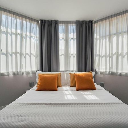 Sant'Agostino Apartments By Rent All Como Exteriör bild