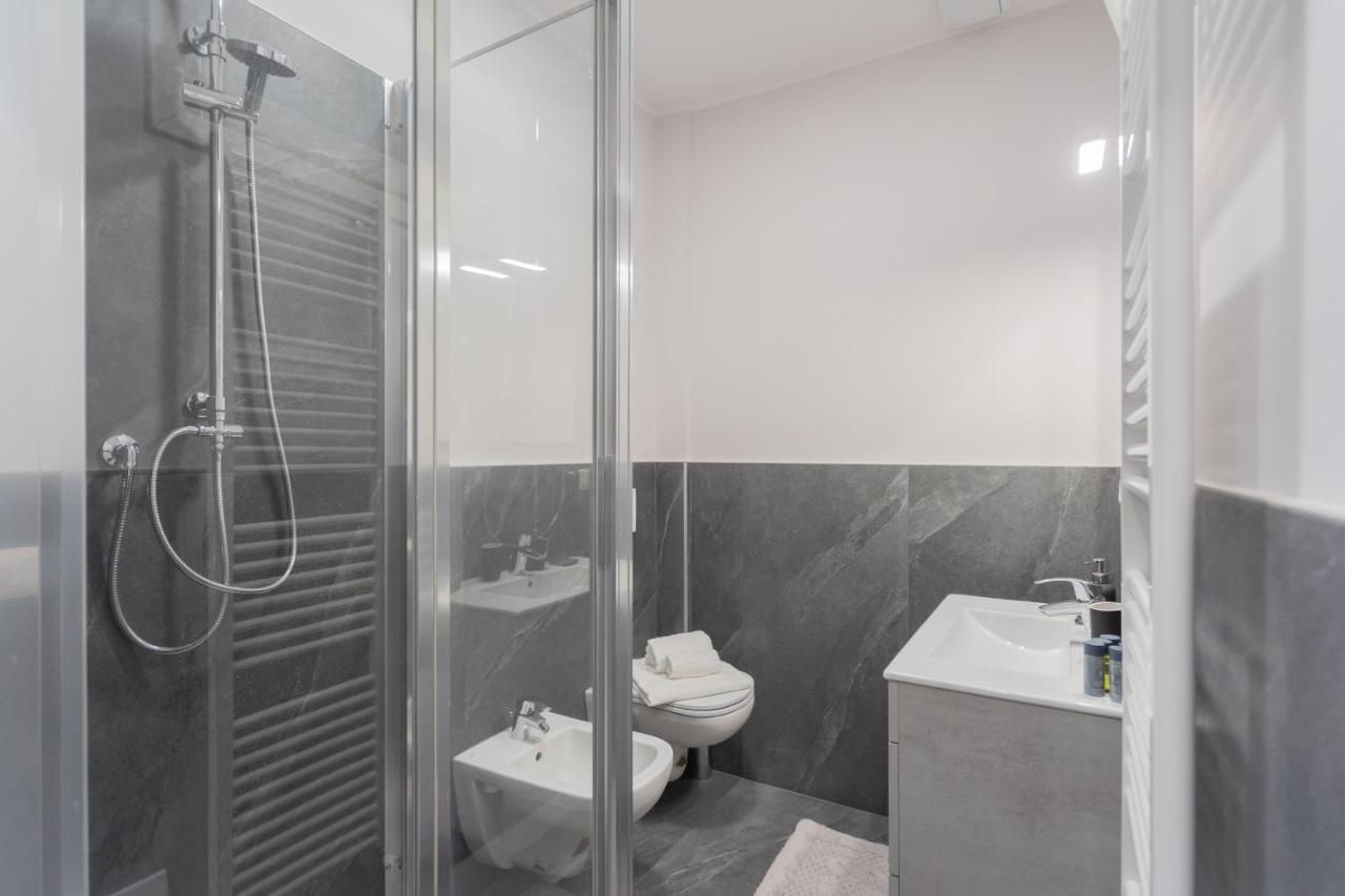 Sant'Agostino Apartments By Rent All Como Exteriör bild