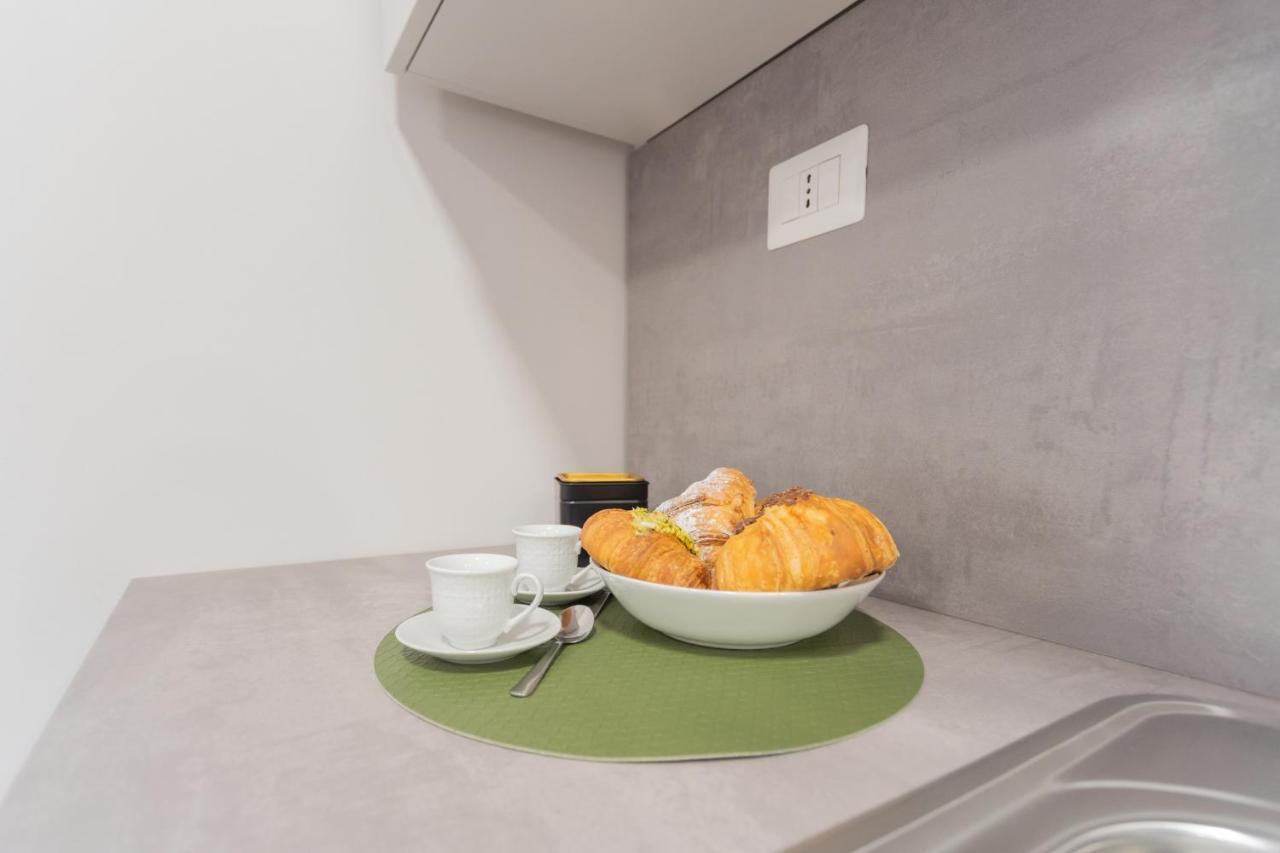 Sant'Agostino Apartments By Rent All Como Exteriör bild