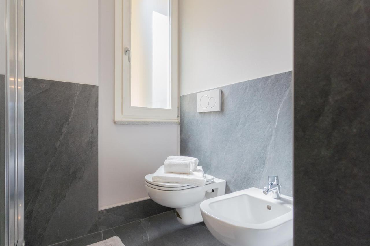 Sant'Agostino Apartments By Rent All Como Exteriör bild