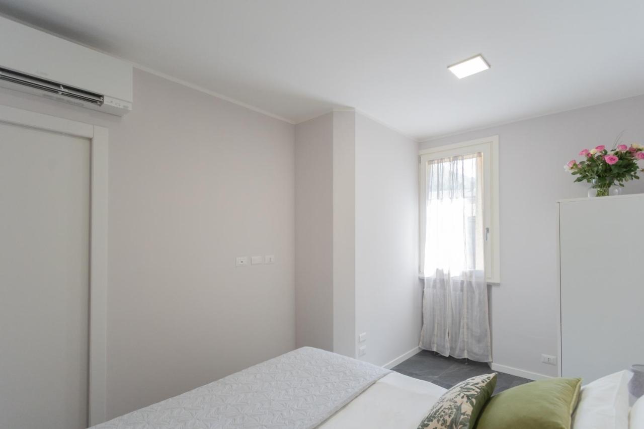 Sant'Agostino Apartments By Rent All Como Exteriör bild